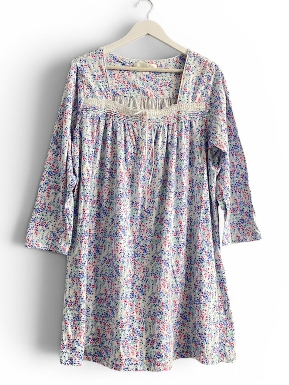 Eileen West night gown floral print lace trim dress 100% cotton cottagecore